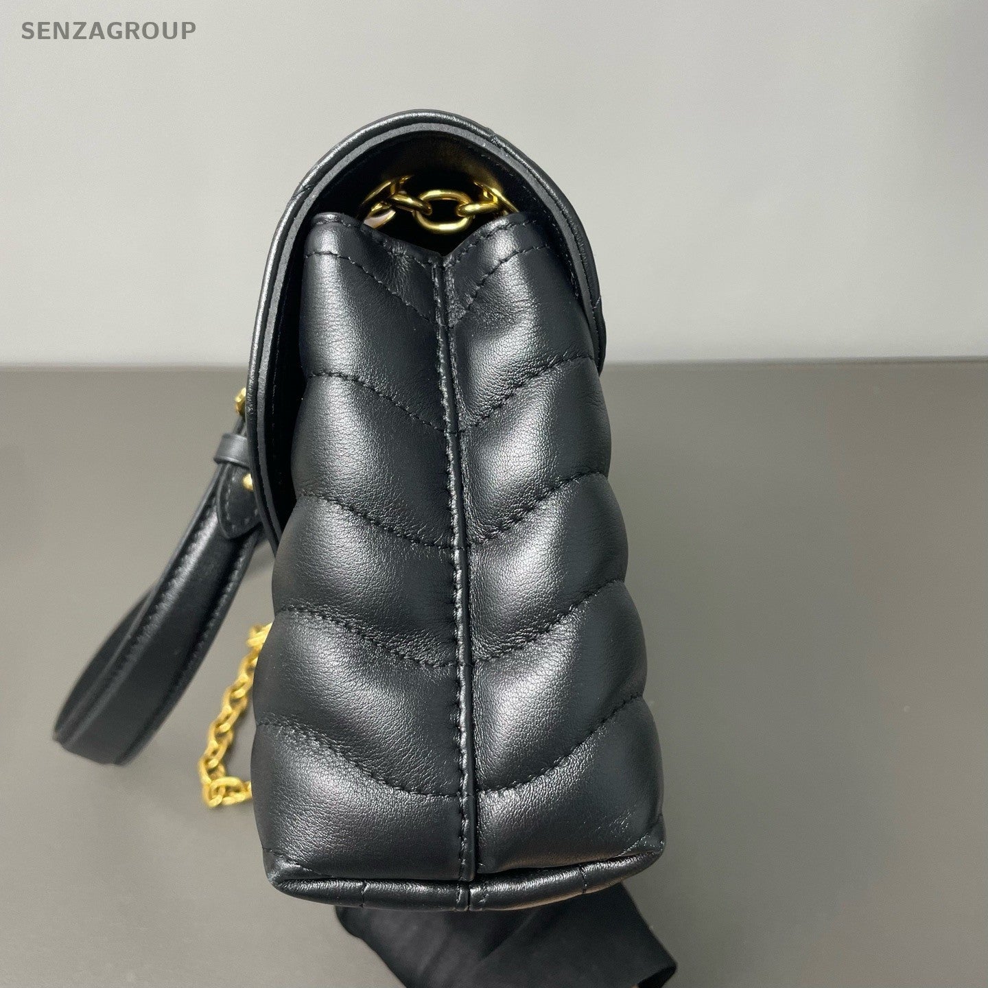 Louis Vuitton New Wave Clafskin Chain Shoulder bag Black Gold Women