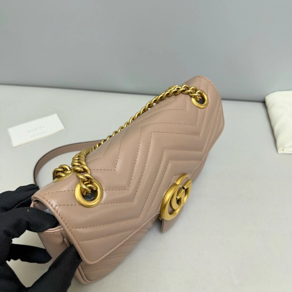 Authentic Gucci Marmont MM Calfskin Chain Shoulder Crossbody Bag Beige GHD