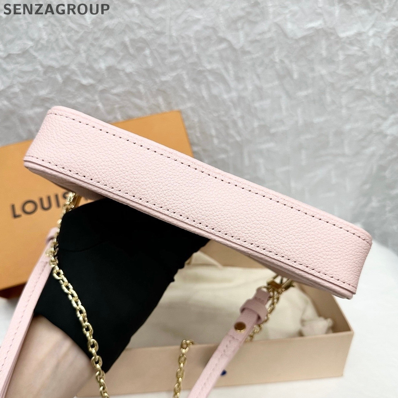Louis Vuitton Easy Pouch Monogram Chain Shoulder Bag Pink Gold