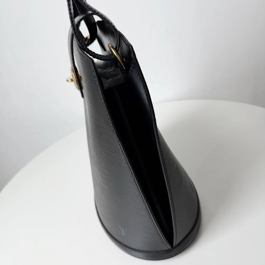 Louis Vuitton Cluny Epi Leather Black Shoulder Bag Crossbody Excellent