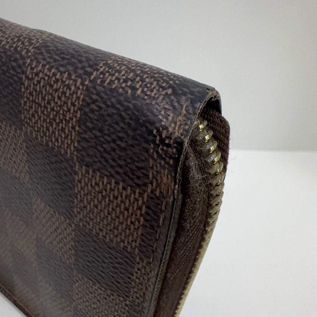 Authentic Louis Vuitton Damier Canvas Wallet For Women
