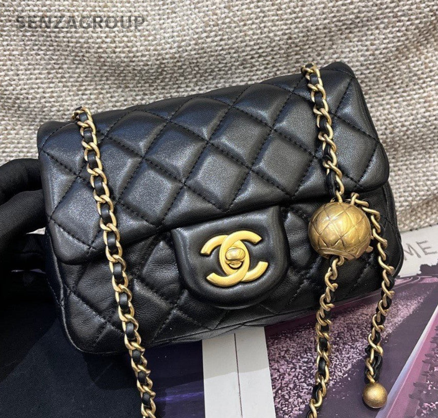 Chanel Classic Flap Lambskin Chain Shoulder Bag Crossbody Black Gold Women