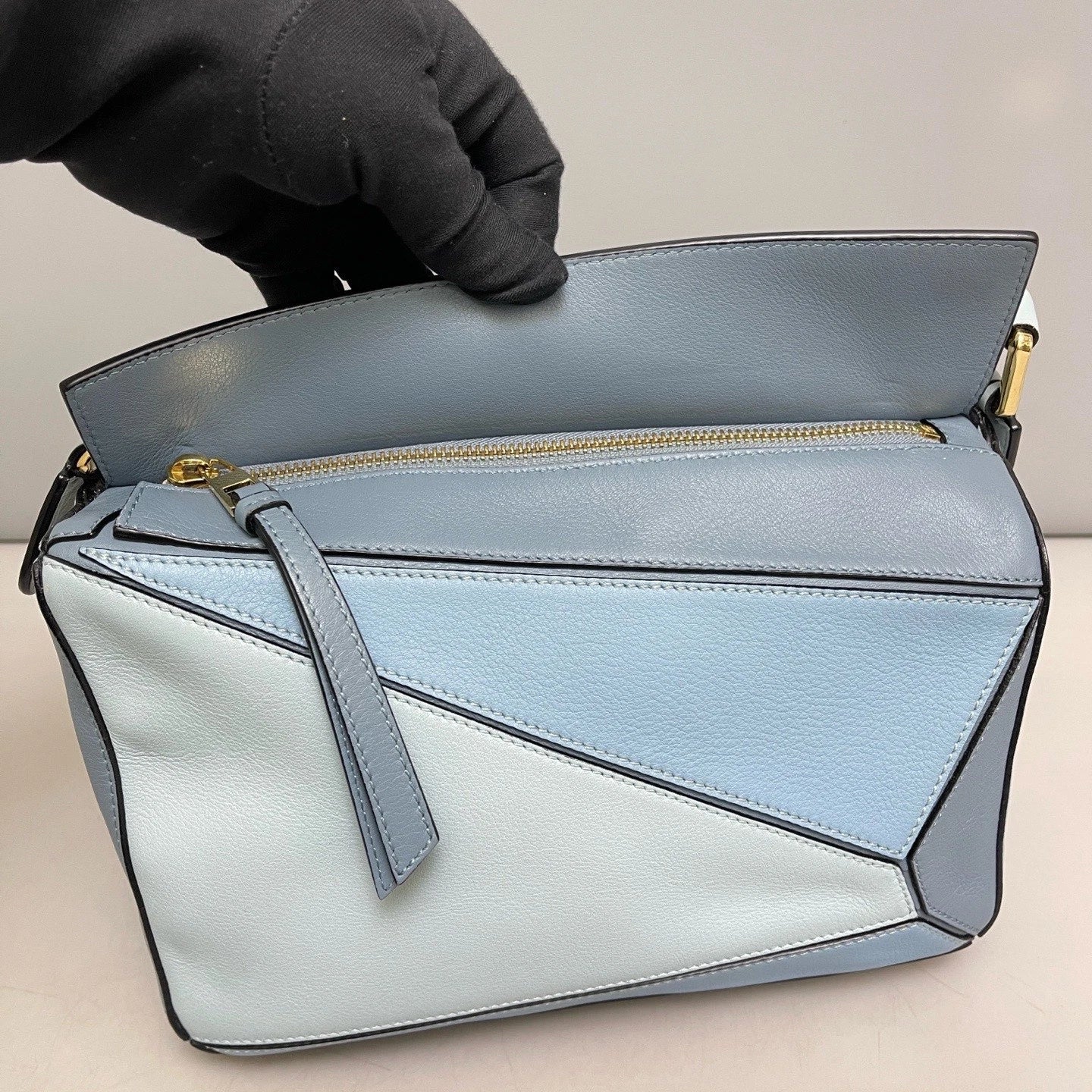 Authentic Loewe Puzzle Calfskin Shoulder Crossbody Bag Blue Gold Hardware