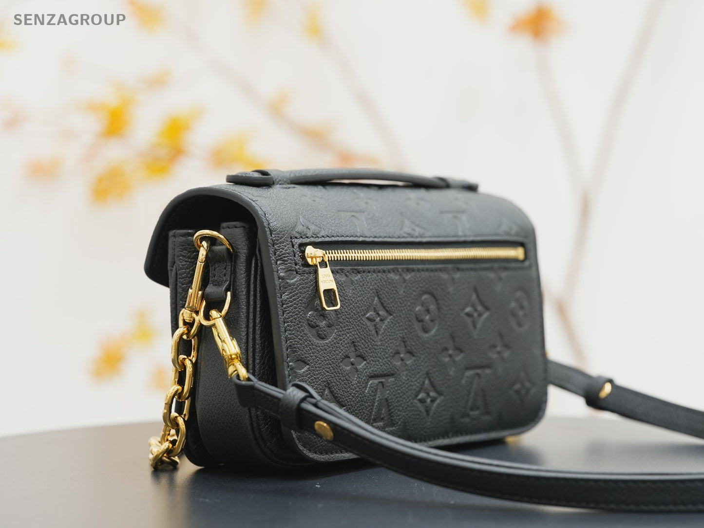 Louis Vuitton Pochette Metis East West Monogram Empreinte Almost Brand NEW