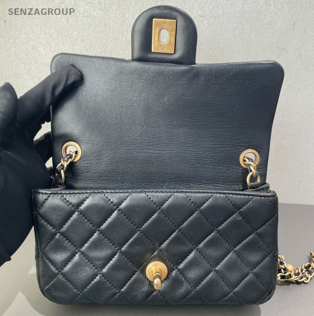 Chanel Classic Flap Mini Lambskin Chain Shoulder Bag Crossbody Black Gold Women