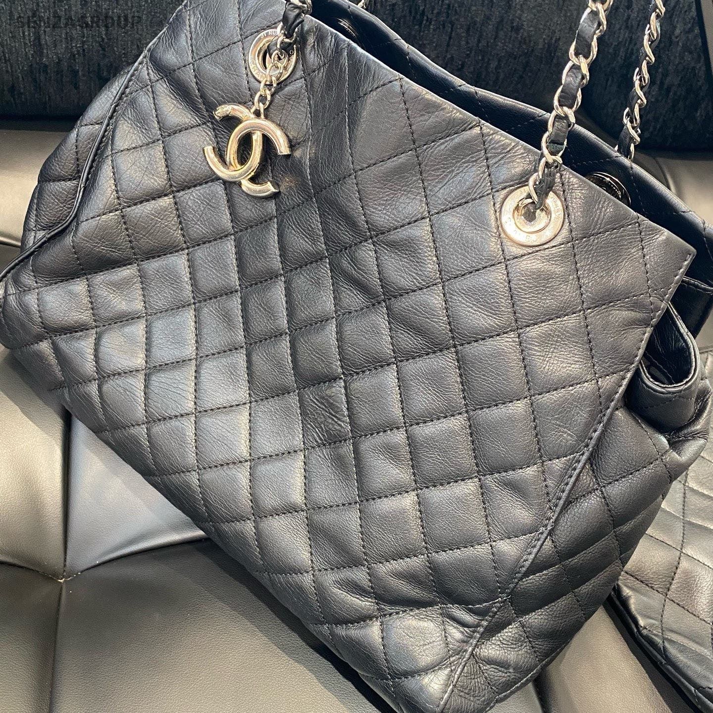 Chanel Diamond Tote Chain Shoulder Bag Black Silver Used Women Classic Fashion