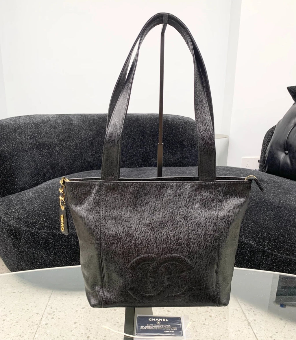 Chanel Calfskin Black Shoulder Bag Gold Hardware Claasic S Excellent