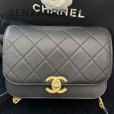Chanel 21 Messenger Bag Black Gold Hardware Calfskin Chain Shoulder Crossbody