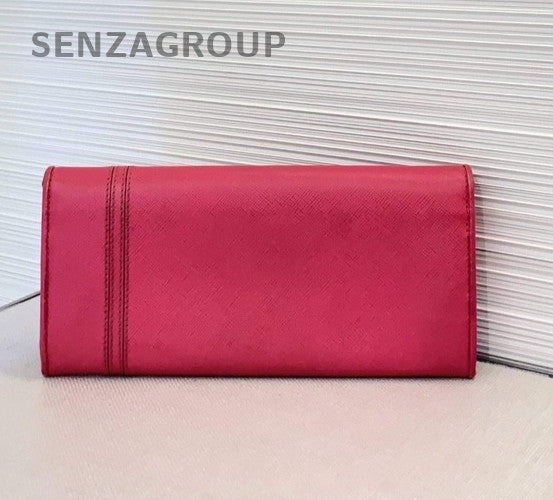 PRADA Pink wallet with a bowknot Women