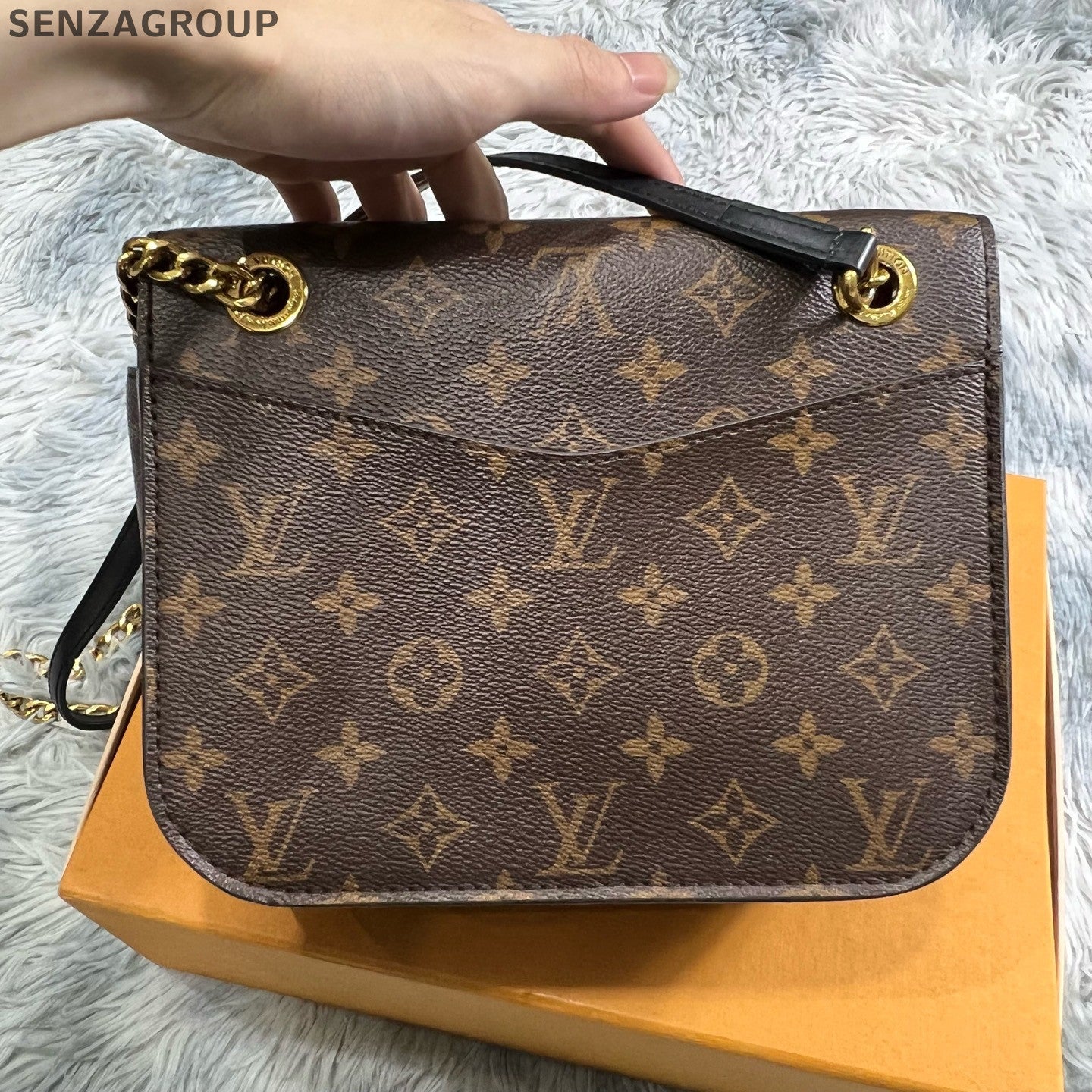 Louis Vuitton Monogram Messenger Chain Crossbody Bag for Women