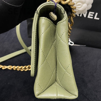 Chanel Quilted Chain Shoulder Crossbody Bag Green Gold Women's Classic