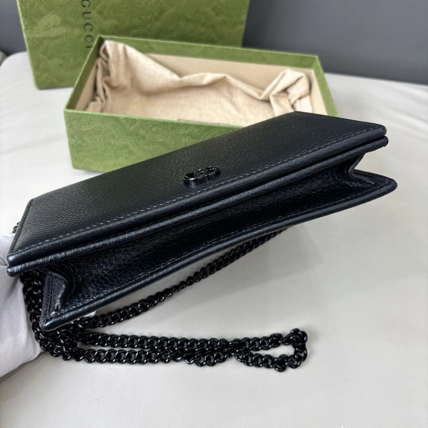 Gucci So Black Woc Chain Calfskin Shoulder Crossbody Bag Black Women Classic