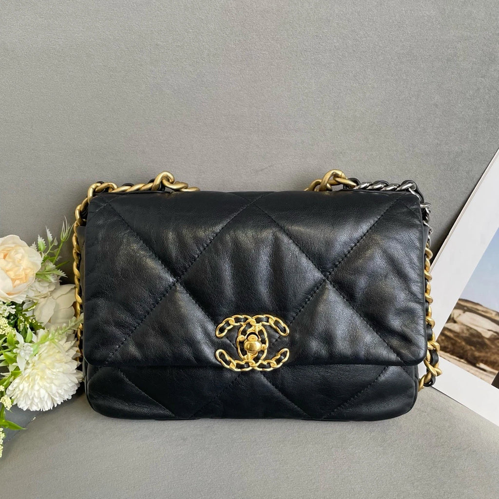 CHANEL 19Bag Small Black Gold Lambskin Shoulder Bag For Women