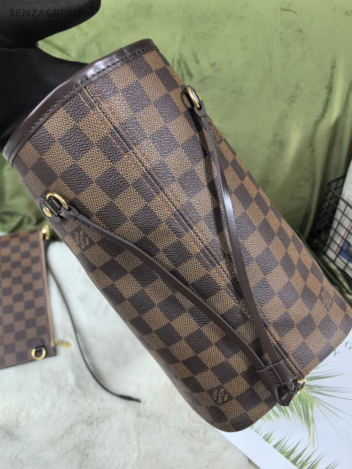 Louis Vuitton Neverfull MM Damier Ebene Tote with pouch Shoulder bag Women Brown