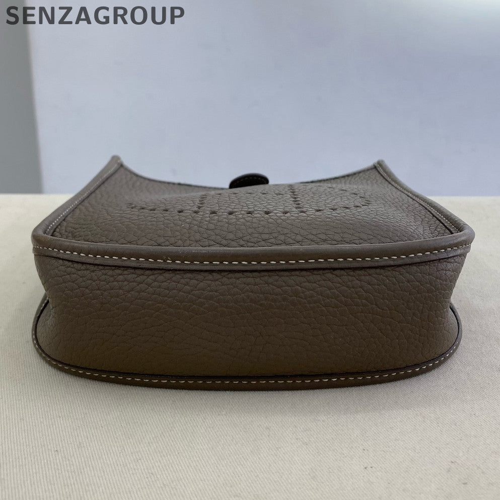 Hermès Evelyne 16 Mini Bag in Gris Etain with Gold Hardware