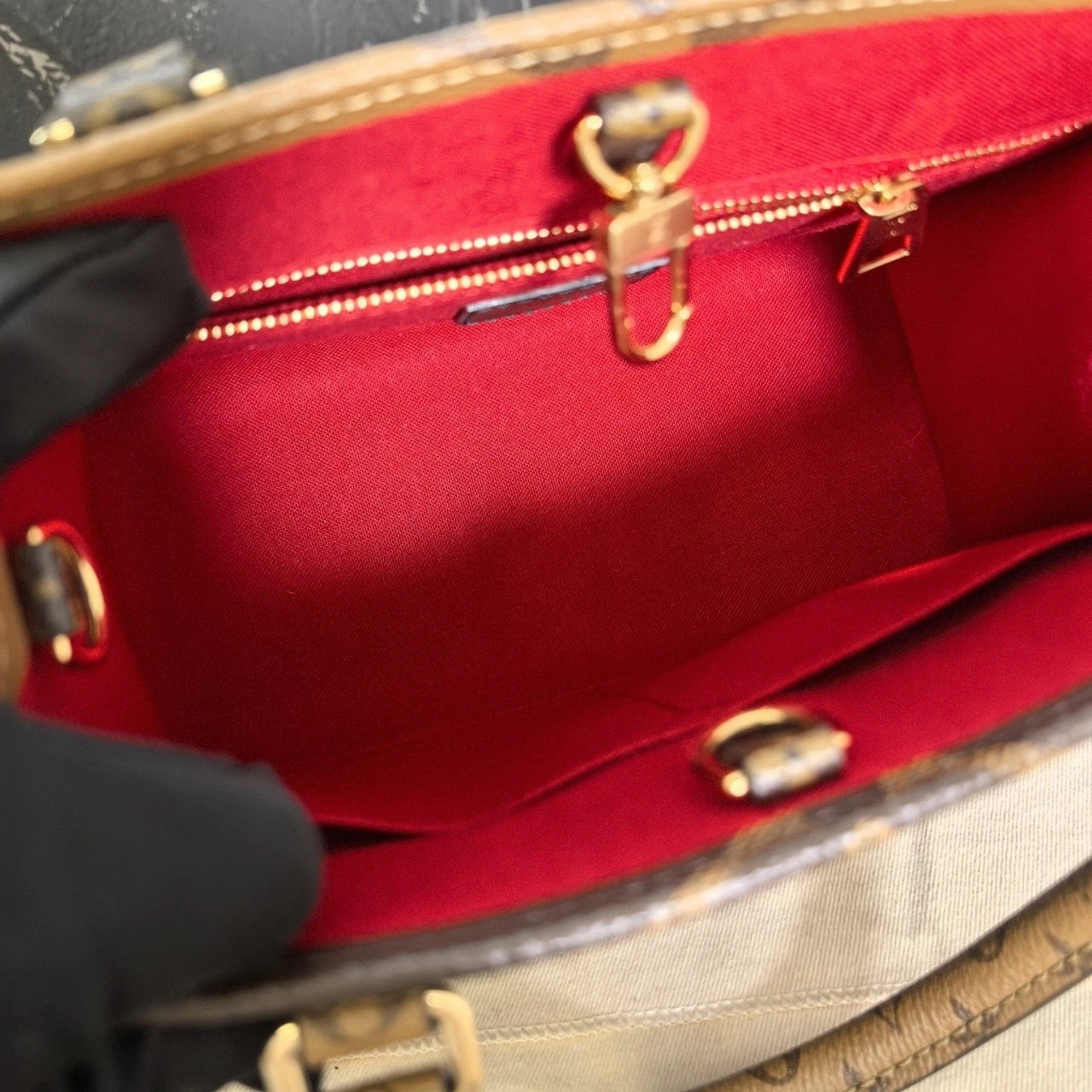 Louis Vuitton OnTheGo Small Canvas Tote Bag For Women
