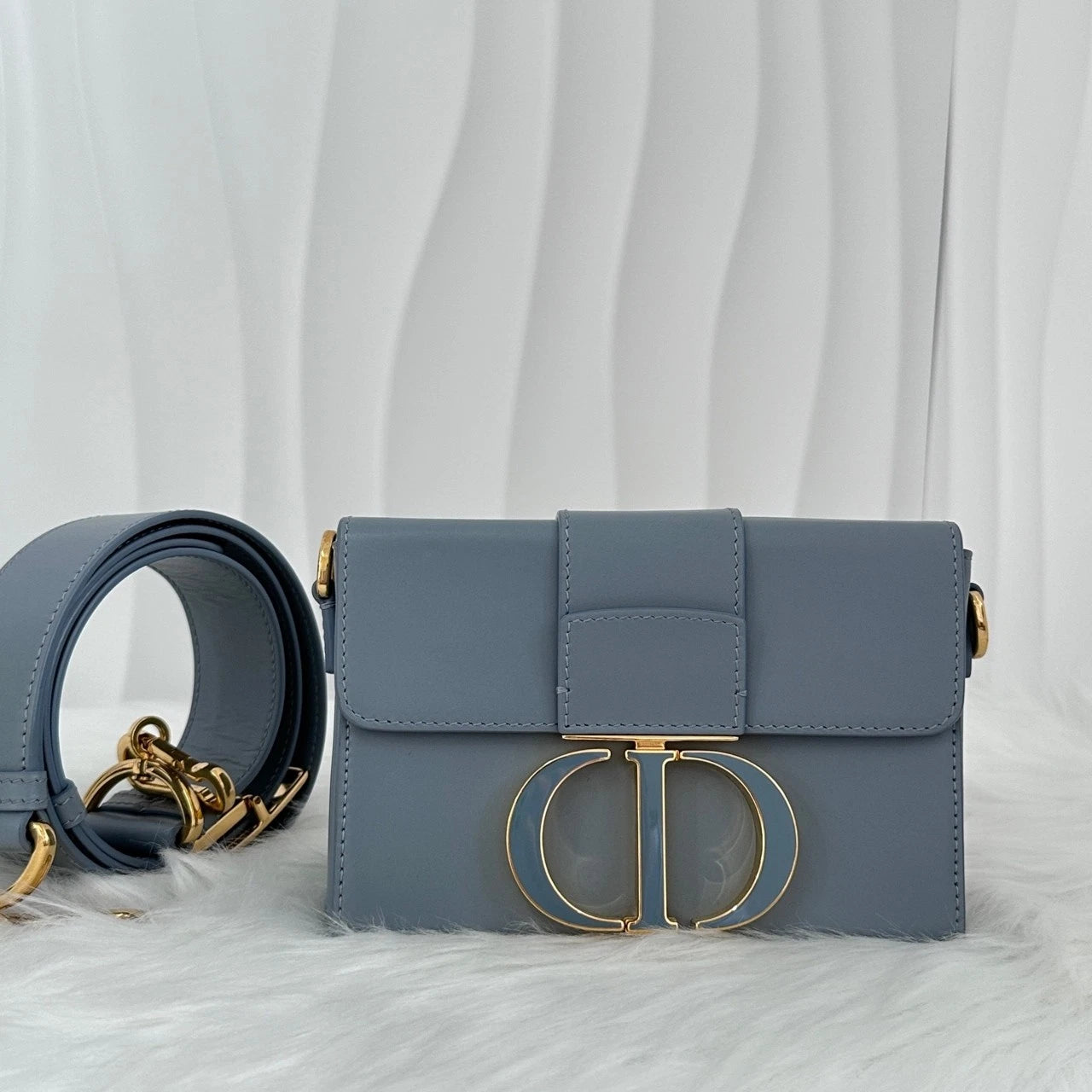 Authentic Dior Montaigne Mini Box Enamel Clasp Bag For Women