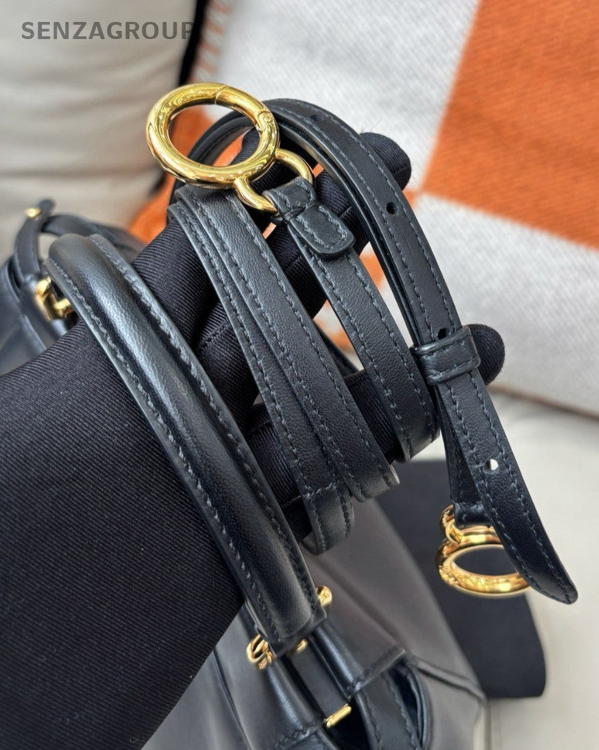 Fendi peekaboo PM Top Handle Shoulder Crossbody Bag Black Gold Almost Brand New