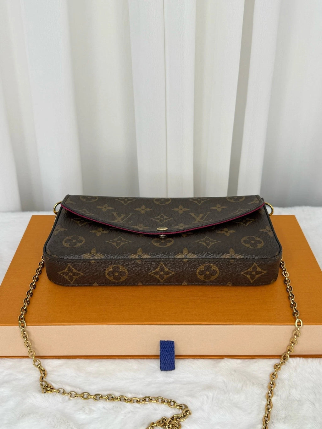 Louis Vuitton Felicie Pochette Monogram Canvas 3-in-1 Crossbody Bag