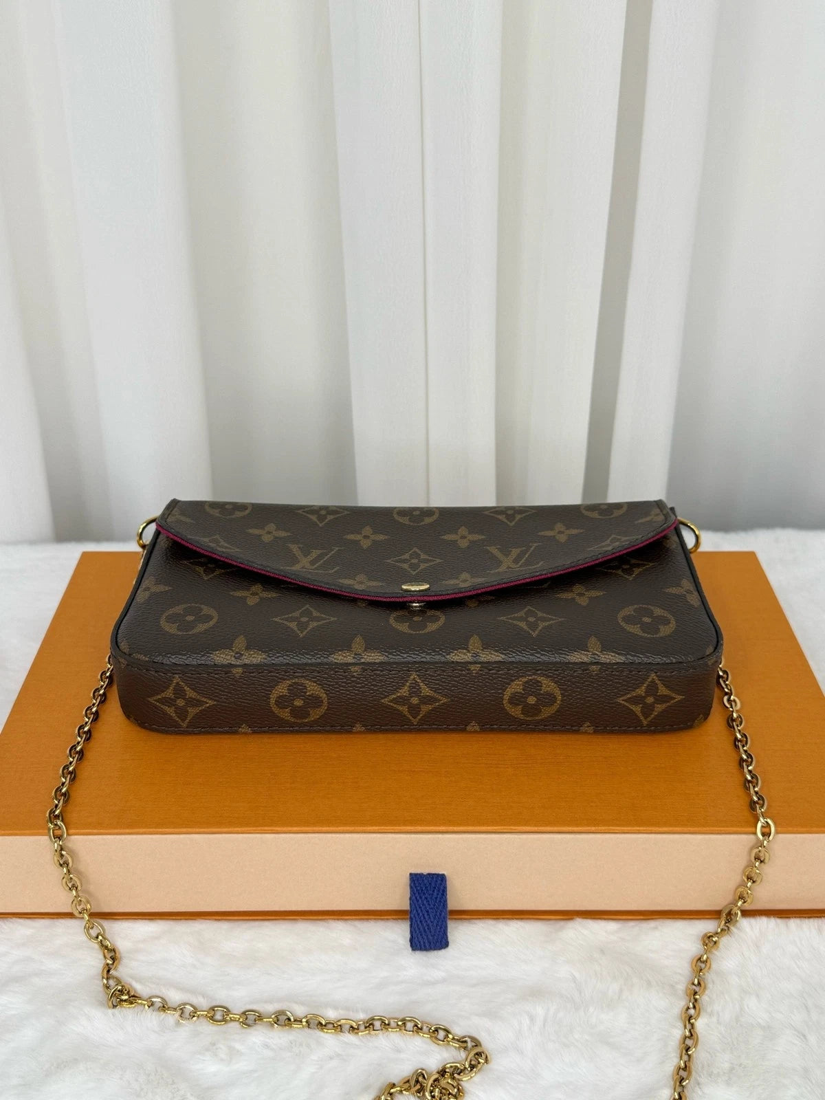 Louis Vuitton Felicie Pochette Monogram Canvas 3-in-1 Crossbody Bag