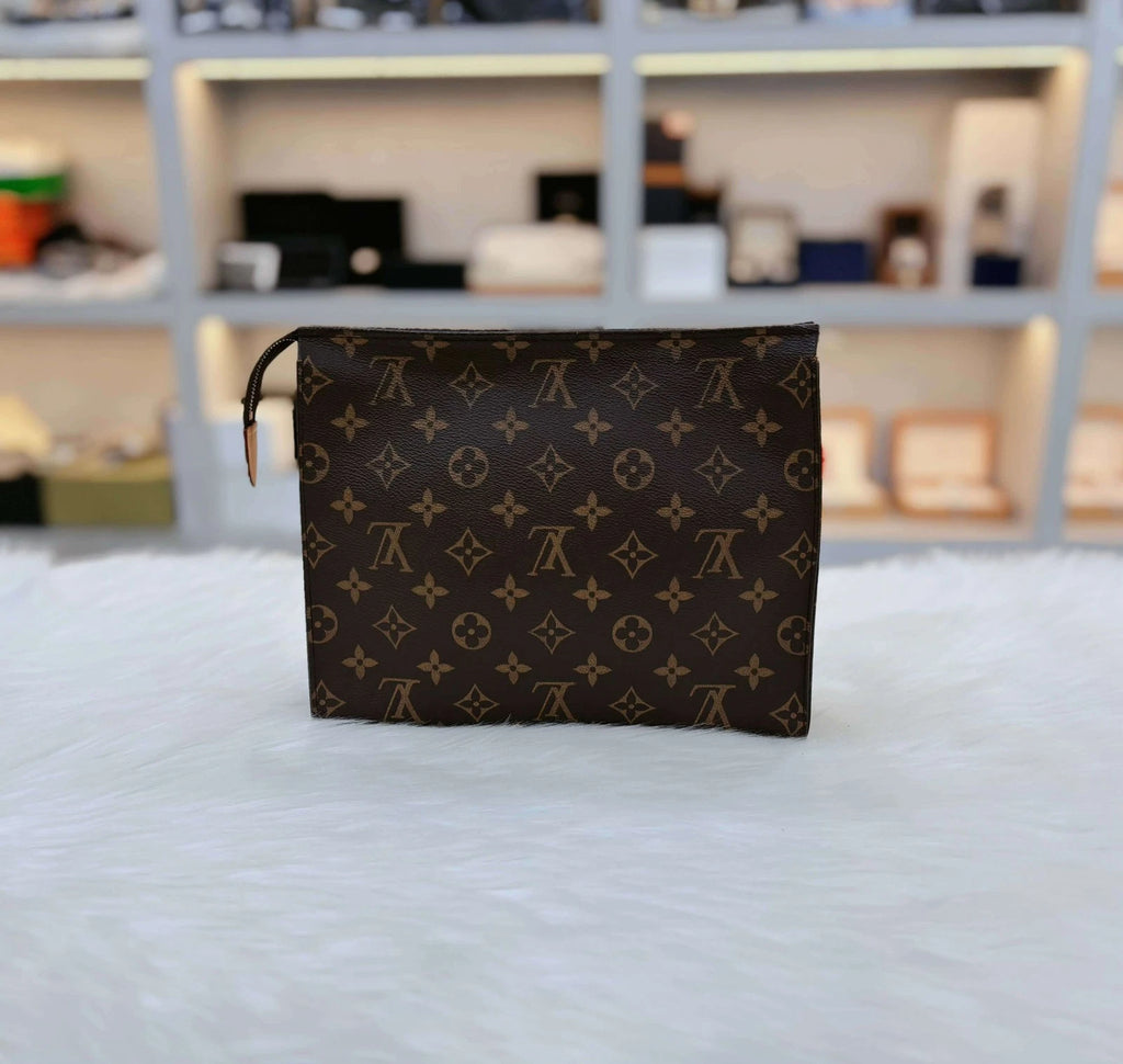 Louis Vuitton Monogram Canvas Toiletry Pouch Clutch For Women