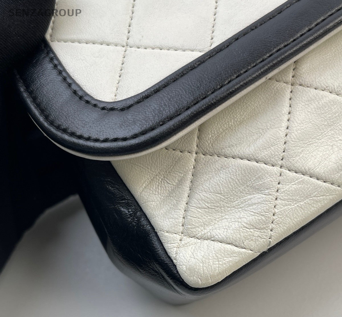 Chanel Classic Flap Vintage Chain Shoulder Bag White Gold Diamond Used Women