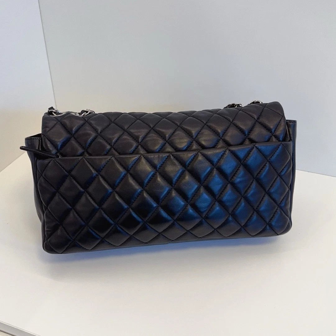 Chanel Classic Flap Chain Black Shoulder Bag Crossbody Diamond Silver Hardware