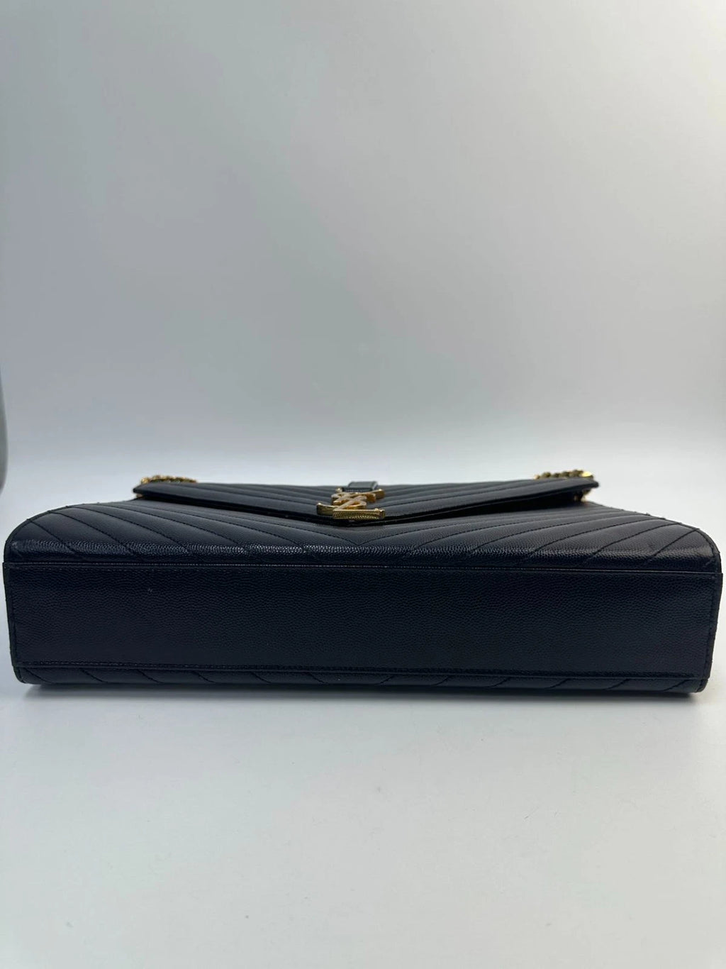 SJ0001 KY02597 Saint Laurent (YSL) Large Cassandra Chain Shoulder Bag