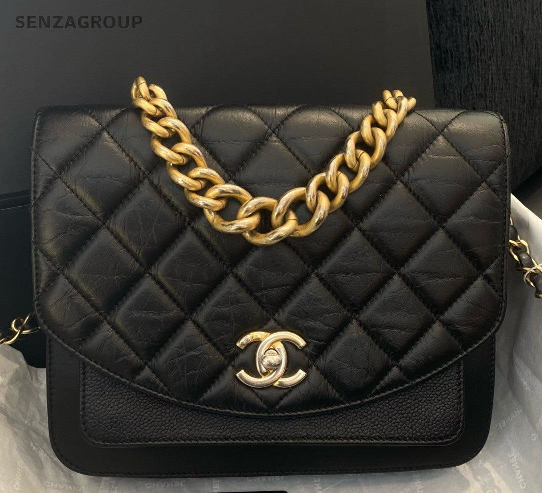 Chanel Diamond Chain Top Handle Bag Crossbody Black Gold Women Classic Fashion