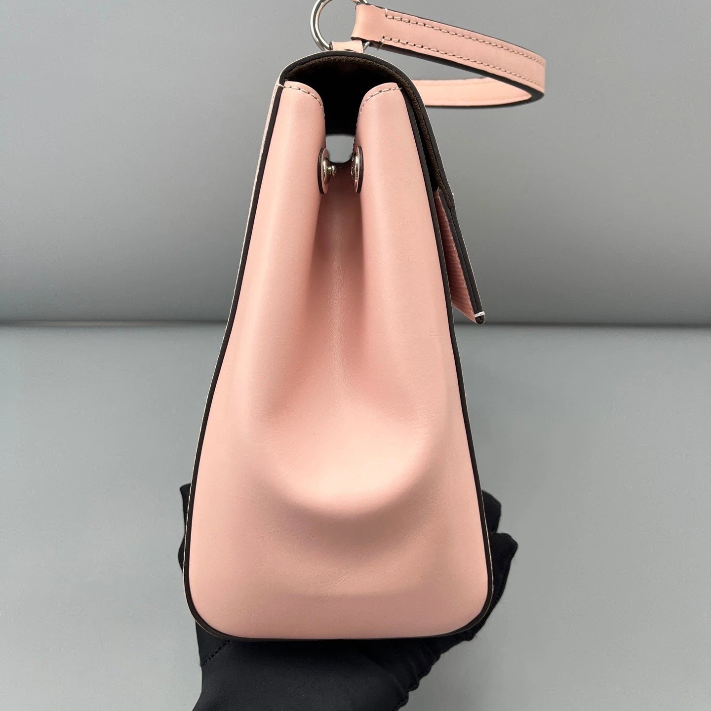 Louis Vuitton Cluny Epi Leather Pink Silver Top Handle Excellent