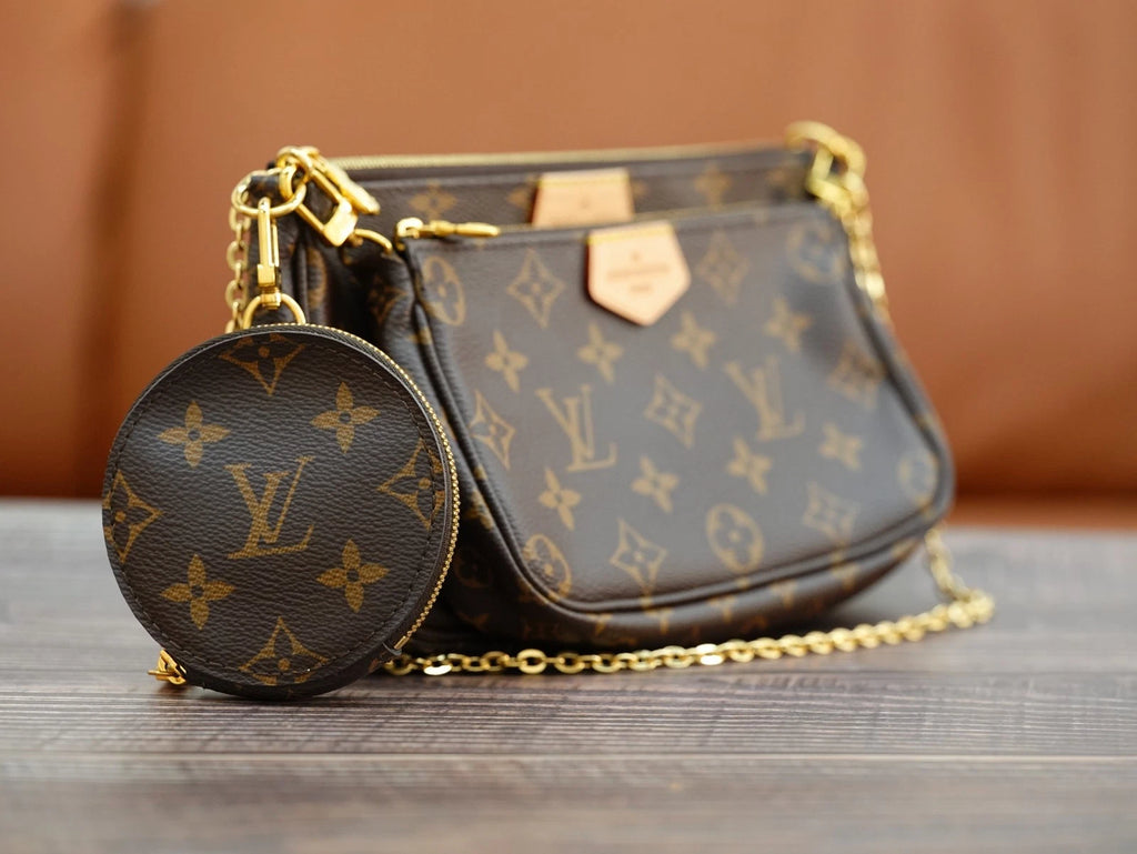 Louis Vuitton Multi Pochette Accessoires Monogram Canvas Shoulder Bag Crossbody