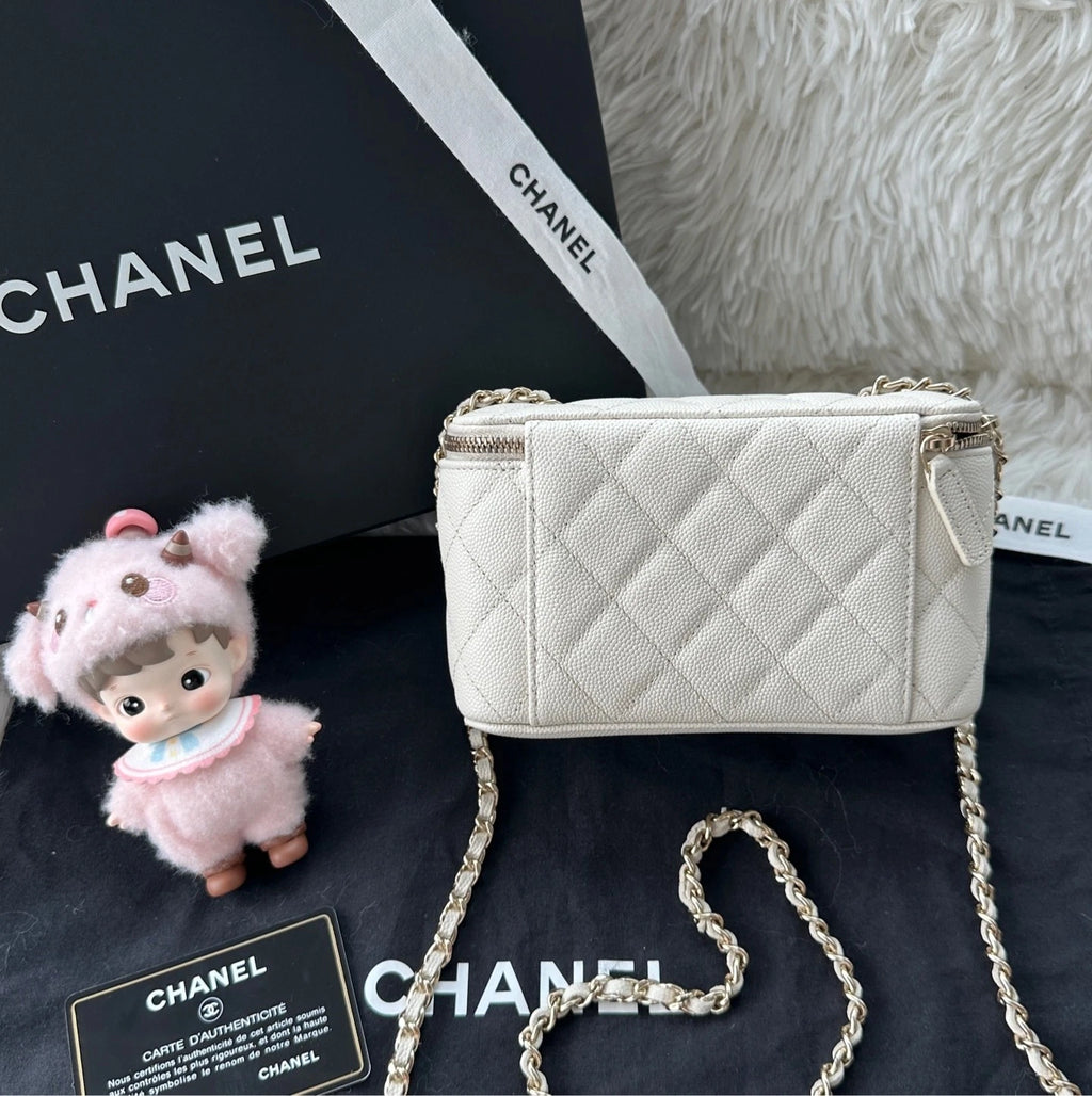 CHANEL white Calfskin Long Box Shoulder Crossbody Bag For Women