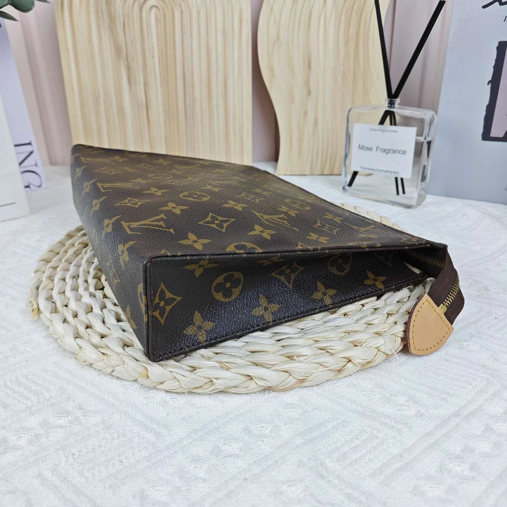 Louis Vuitton Monogram Canvas Toiletry Pouch Clutch For Women