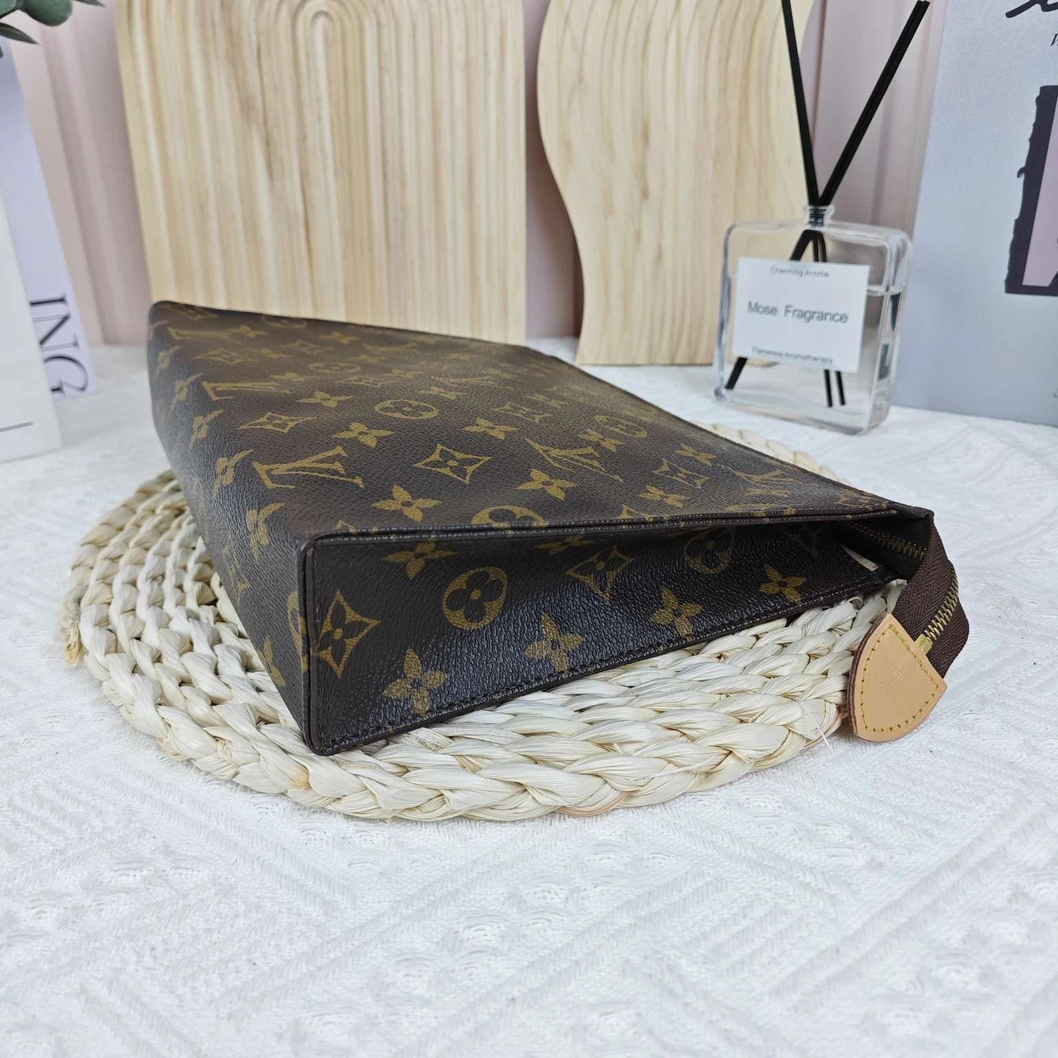Louis Vuitton Monogram Canvas Toiletry Pouch Clutch For Women