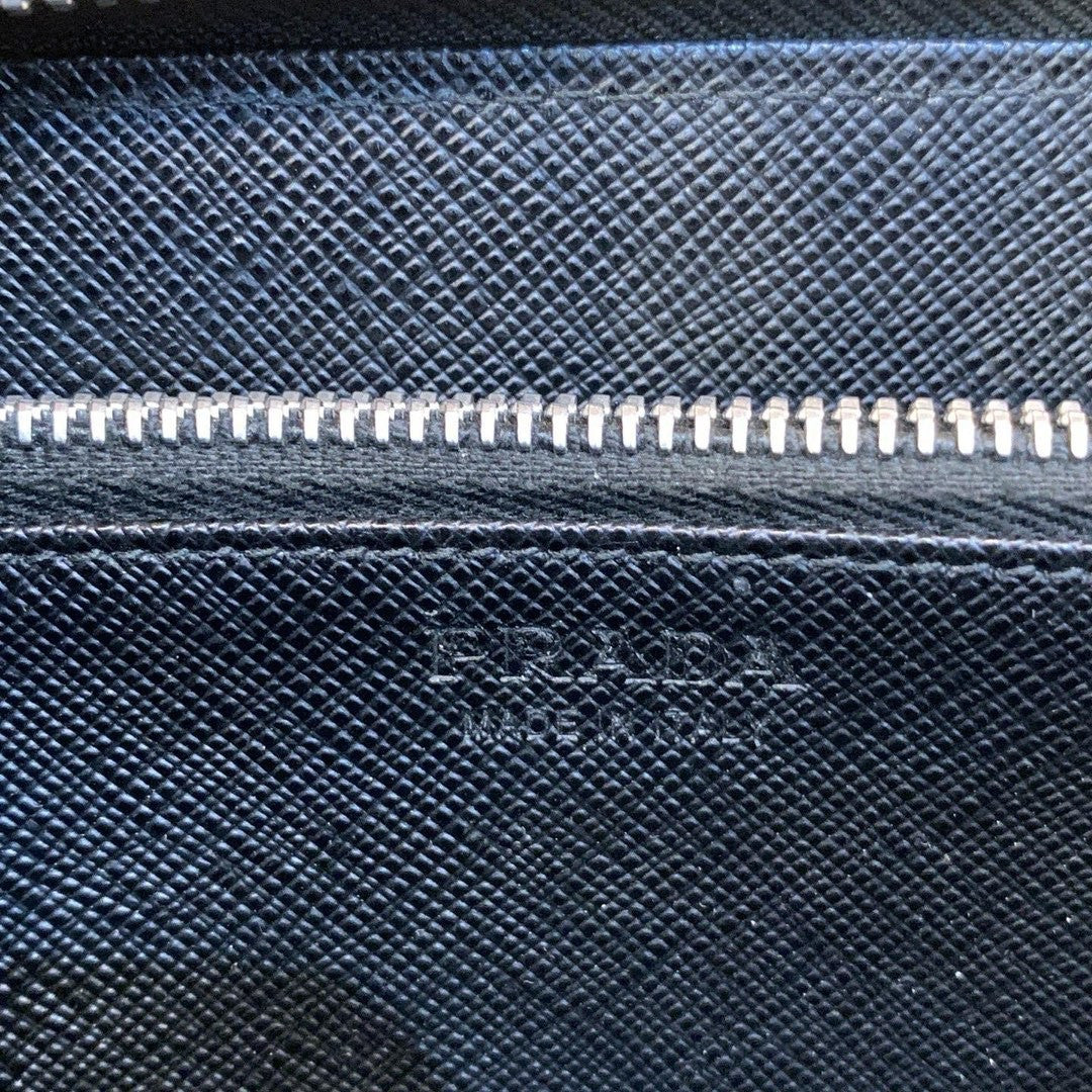 PRADA Logo Black  Zipper wallet