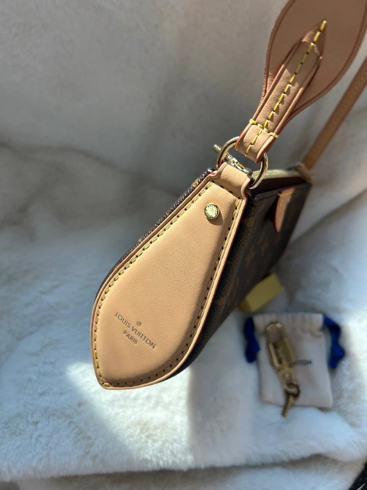 Louis Vuitton Canvas Lock Mahjong Shoulder Handbag For Women