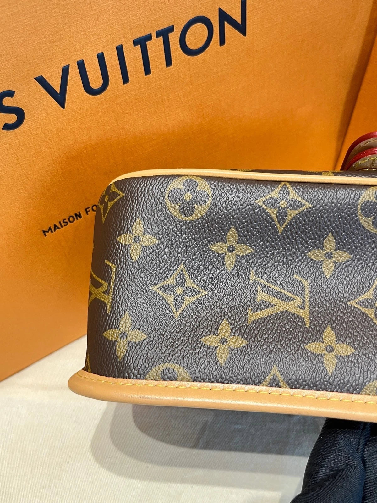 Louis Vuitton Monogram Canvas Black Strap Baguette Shoulder Bag For Women