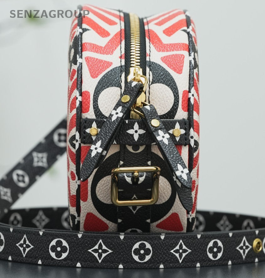 Louis Vuitton Monogram Crafty Boite Chapeau Souple Crossbody bag