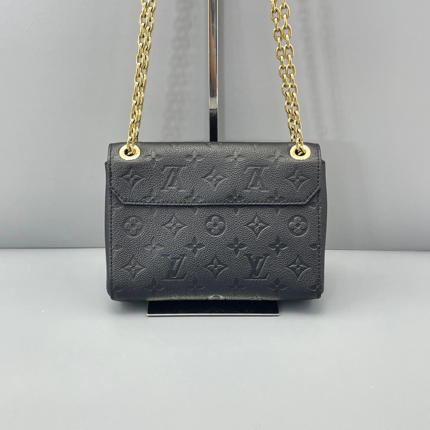 Louis Vuitton Vavin BB Chain Shoulder Bag Black Gold Hardware Women