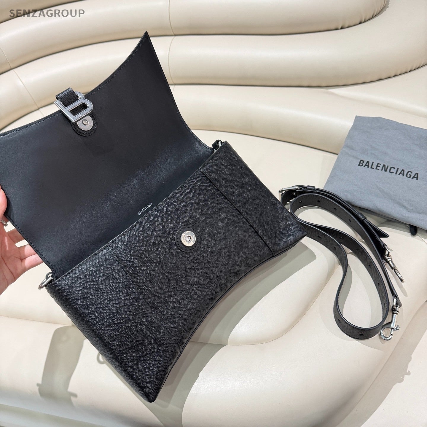 Balenciaga DownTown All leather Shoulder bag Black Silver Classic