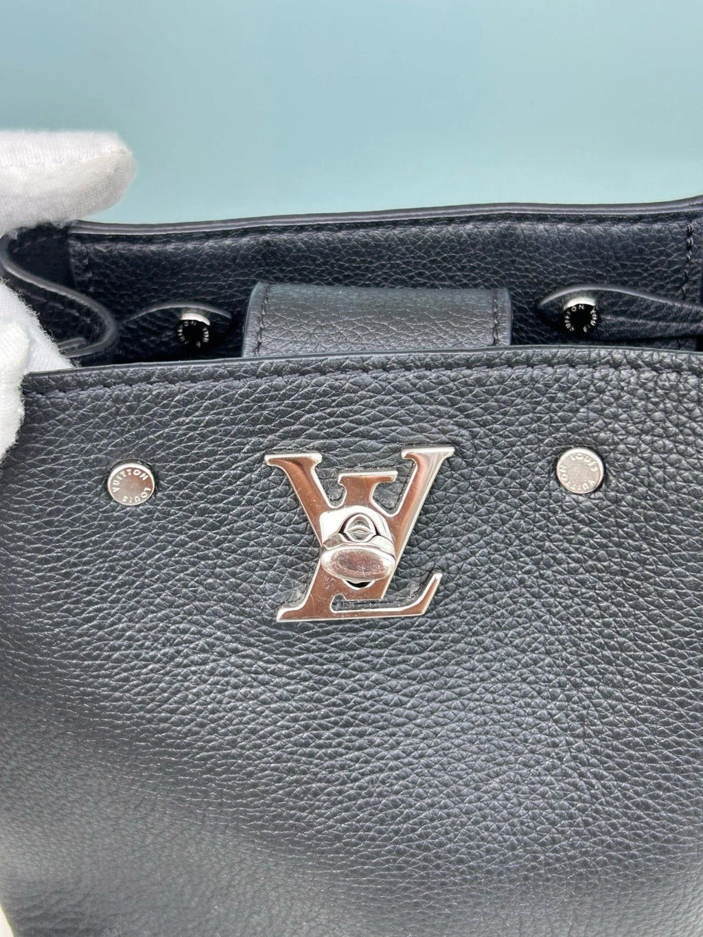 Louis Vuitton Lock Me Calfskin Bucket Nano Crossbody Bag Women Fashion