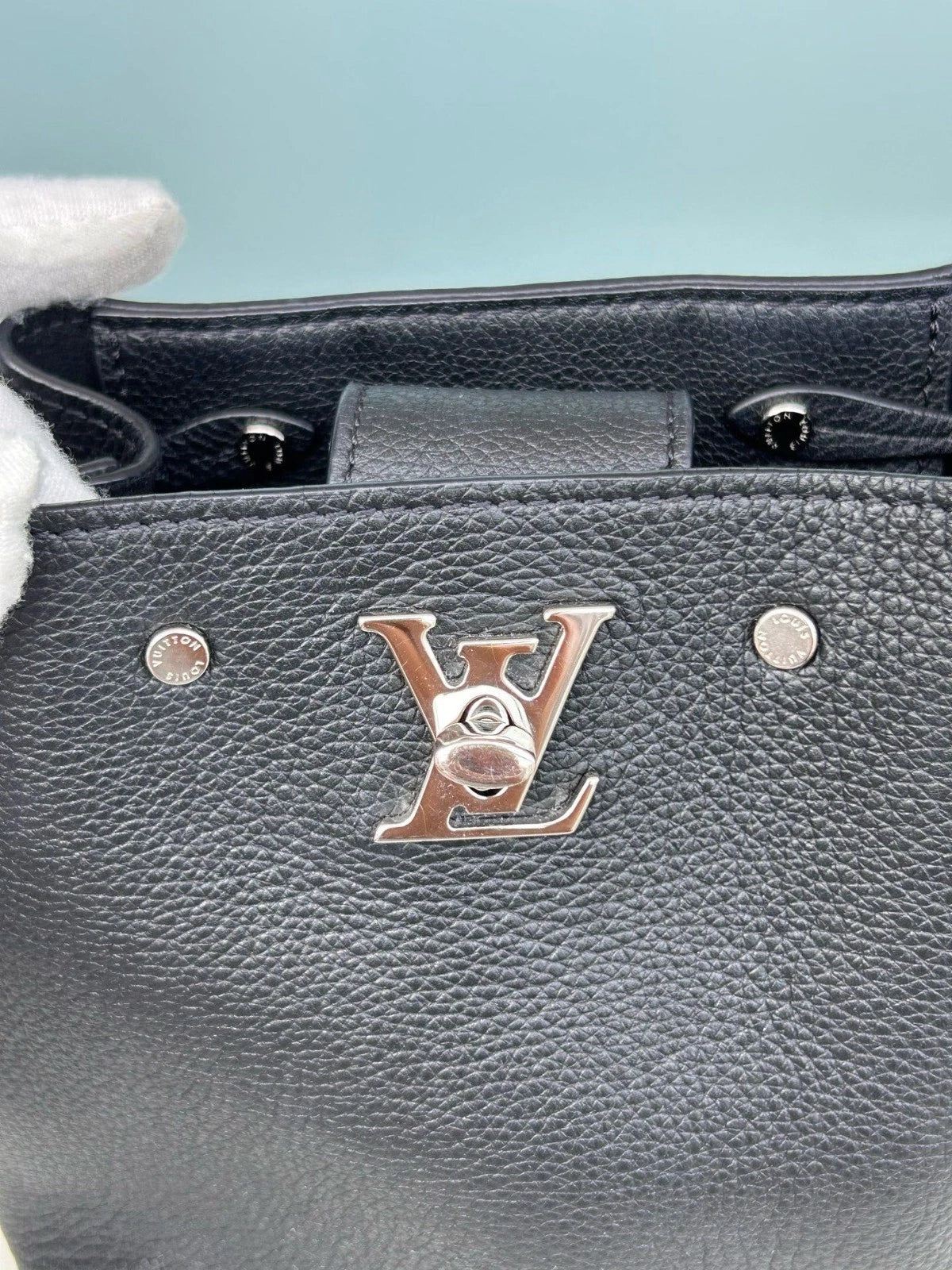 Louis Vuitton Lock Me Calfskin Bucket Nano Crossbody Bag Women Fashion