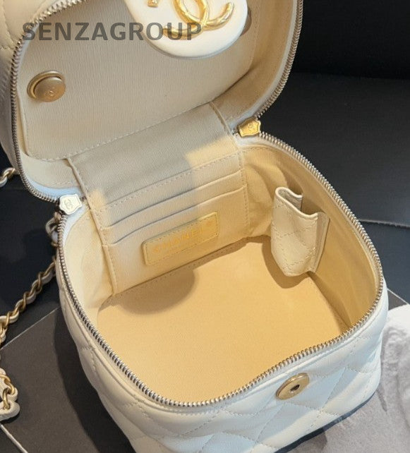 Chanel 22S Chain Shoulder Bag Crossbody White Gold Women CC Logo Classic