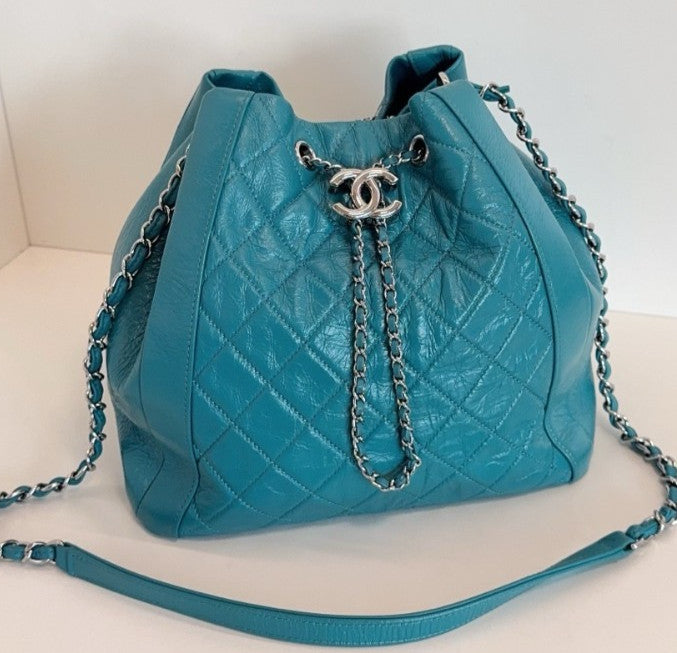 Chanel Diamond Drawstring Bucket Chain Shoulder Bag Crossbody Green Silver Women