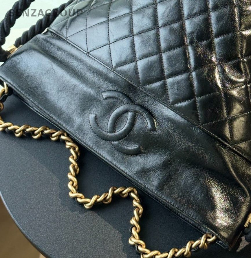 Chanel Hobo Diamond Pattern Chain Shoulder Bag Black Gold Used Women Classic