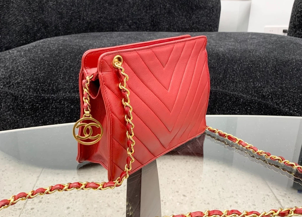 Chanel Calfskin Red Gold Chain Shoulder Bag Crossbody Bag Women Fashion S