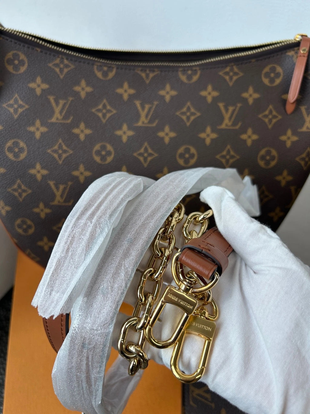 Louis Vuitton Loop Canvas Shoulder Bag Crossbody Excellent