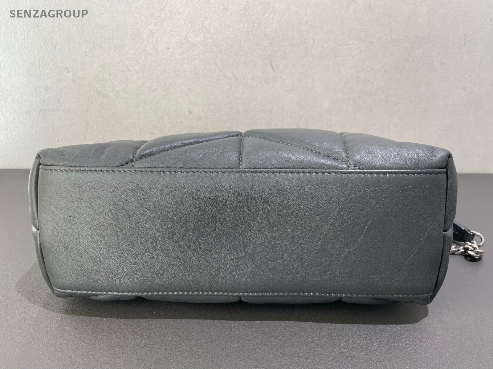 Saint Laurent LOULOU Lambskin Chain Shoulder Bag Crossbody Gray Silver Women