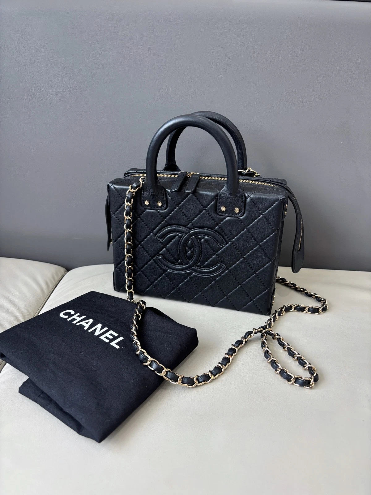 Chanel Cosmetic Case Box Bag Crossbody Handbag Daily Use Black Gold