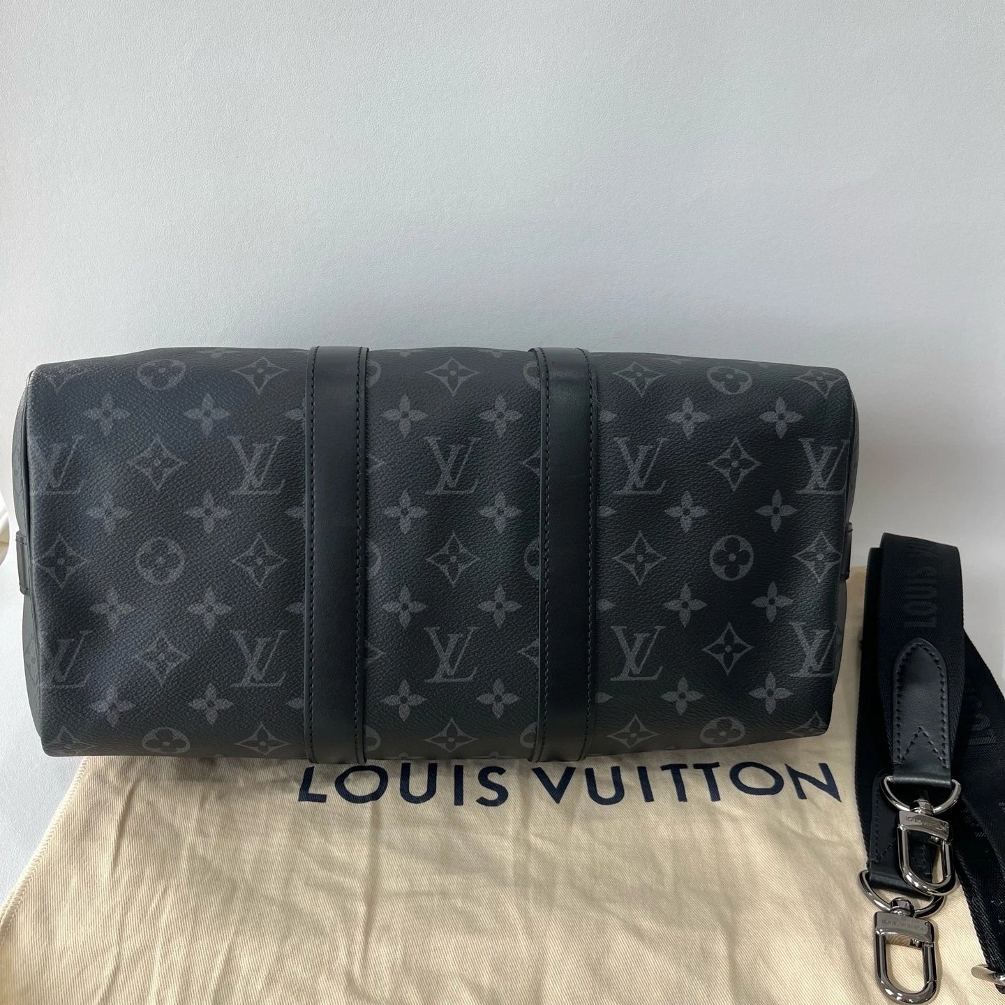 Louis Vuitton Keepall35 Top Handle Handbag For Unisex